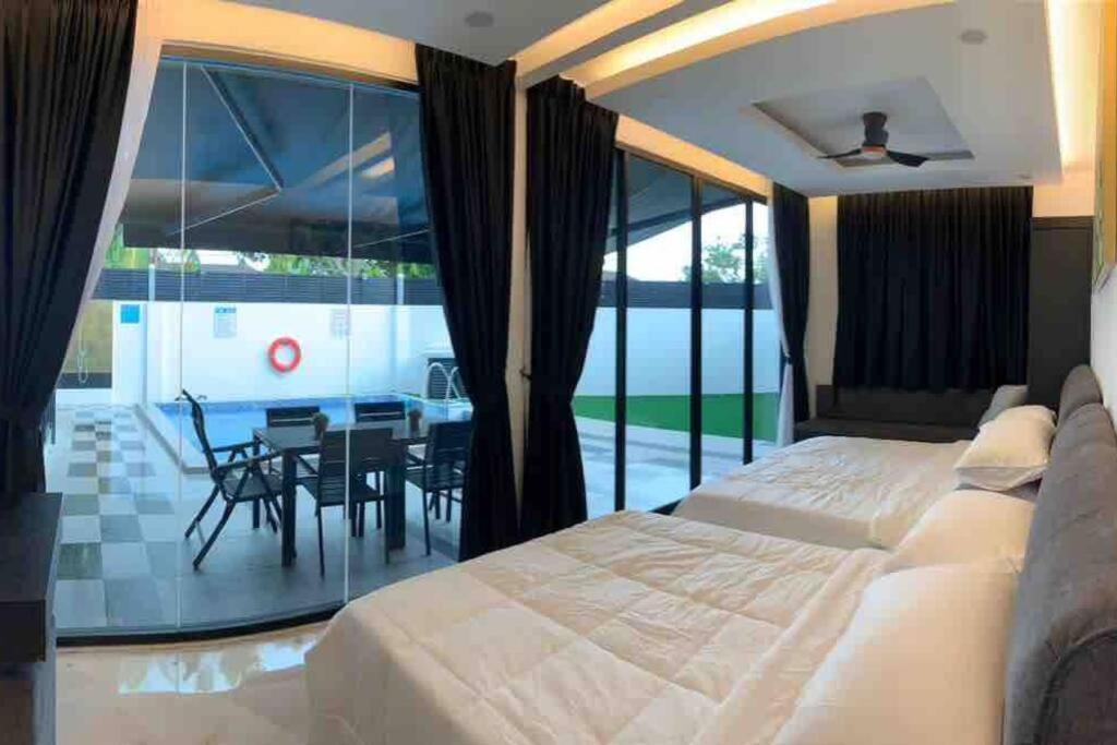 Abbie'S Private Pool Villa Bukit Mertajam Penang Exterior foto